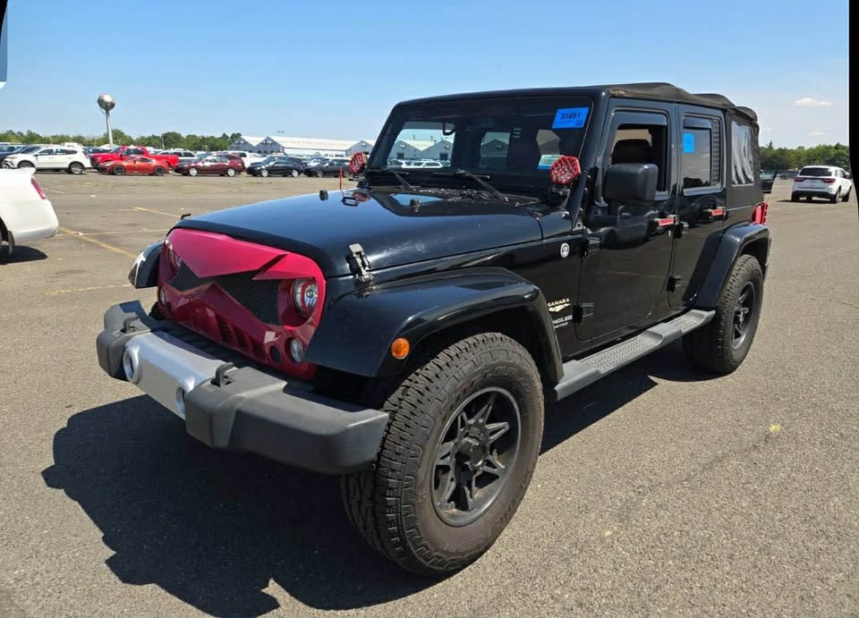 2015 Jeep Wrangler Sahara 4dr 4x4 Manual Photo